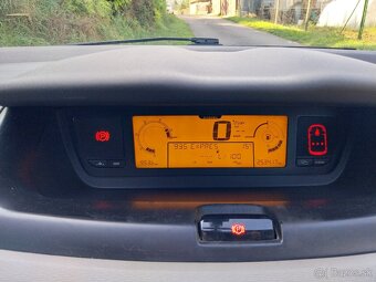 Citroën C4 Picasso - 10