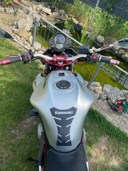 Kawasaki ER6N 650 - 10