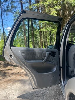 ✅Mercedes-Benz ML 270 cdi Manual - 10
