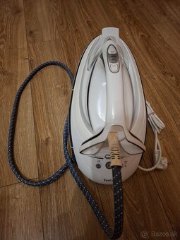 Žehlička Tefal GV 9570 / Vysokotlakový parný generátor Tefal - 10