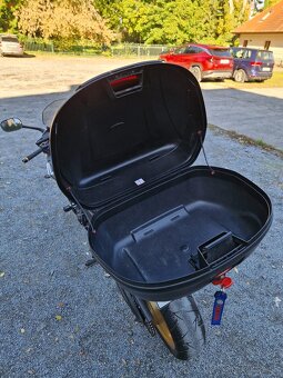 Yamaha FZ8 Fazer - 10