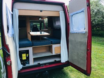 Peugeot Boxer 2,2 HDi r.v. 2003 original vestavba Pössl - 10