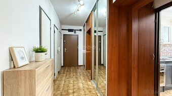 Na prenájom 3 izbový byt s balkónom a výhľadom na zeleň – Or - 10