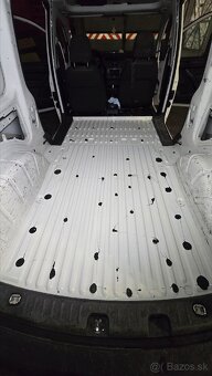 VW Caddy maxi 2.0tdi 110KW - 10