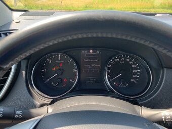 Nissan Qashqai 1,5 DCI, 81 KW, r.v.: 2015 - nová STK - 10
