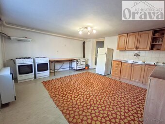 Rodinný dom so záhradou v Nižnej na Orave - 10