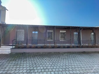 Polyfunkčná budova na predaj, Vráble - 10