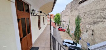 2 izbový byt Hlavná centrum parkovanie - 10