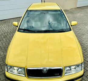 Škoda Octavia 1.8T RS Lemon Yellow - 10