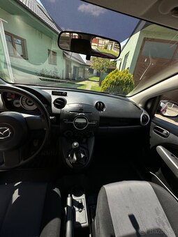 Mazda 2 1.3 16v benzin - 10