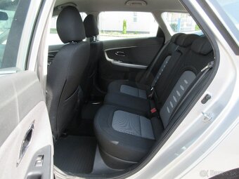 Kia Cee´d SW 1.6 GDI LX/Silver - 10