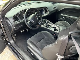Dodge Challenger Coupé 362kw Automat - 10