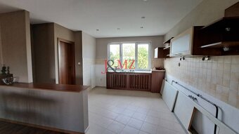 Rodinný dom, garáž a záhrada 1.400 m2, Hronské Kosihy (SM–81 - 10