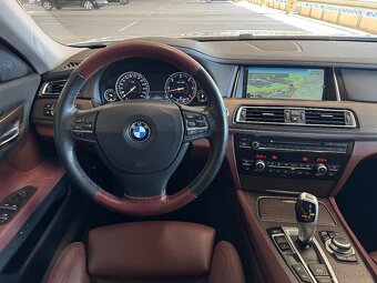 BMW 750xd Facelift SR Auto 4x4 rok 2013 - 10
