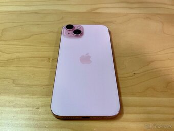 iPhone 15 Plus 128GB Pink - 10