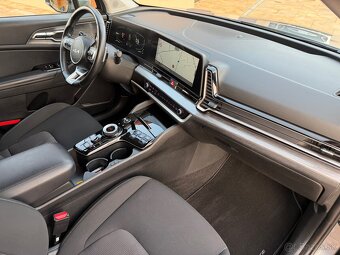 Kia Sportage 1.6T-GDi Gold mhev A/T - 10