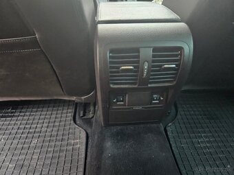 VW Passat B7 2.0 TDI Highline 130kw - 10