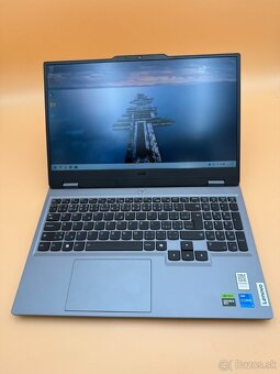 Herný notebook Lenovo i5-12450HX/ 24GB RAM / 512GB SSD / RTX - 10