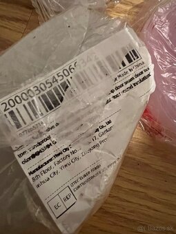 Silikónová paska na nalepením pod dvere alebo na boh dverí a - 10