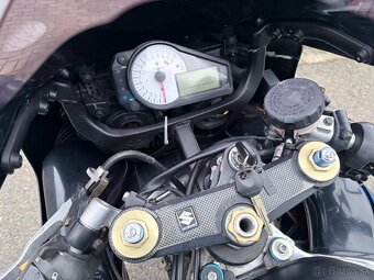 Suzuki Gsx-r k1 600 - 10