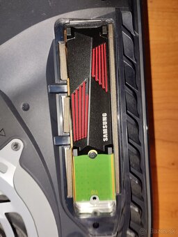 Playstation 5 825GB+1TB SSD - 10