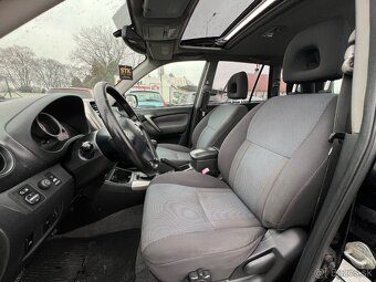 Toyota RAV4 2,0D nafta, 85kW, MT5, rok:02.2006. - 10