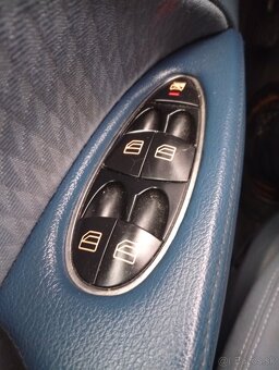 Mercedes E 270 CDi - 10