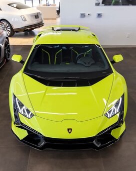 Lamborghini Huracán Tecnica | MR Collection 1/18 - 10