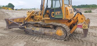 Buldozer caterpillar D4 - 10
