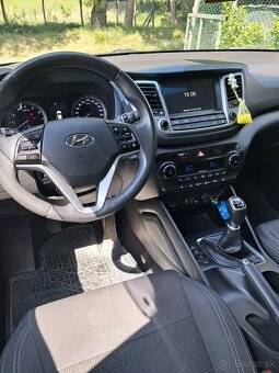 Hyundai Tucson - 10