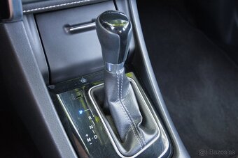 Toyota Corolla 1.6 Valvematic, Automat, SR voz, TOP STAV - 10