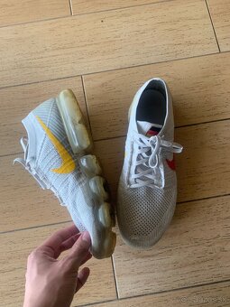 Nike VaporMax - 10