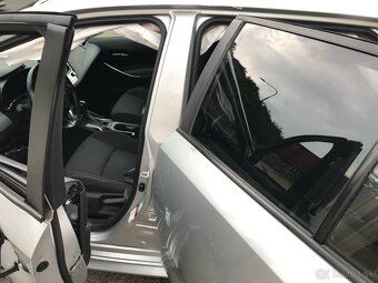 Toyota Corolla Hybrid 1.8i r.v.2021 Comfort Tech 51 tkm ČR - 10