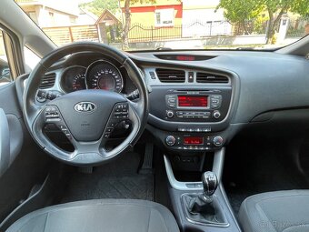 KIA Ceed 1.6 GDI - 10