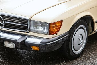 Mercedes-Benz SL 380 R107 - 10