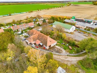 LÚČNY DVOR - INVESTIČNÝ STAVEBNÝ POZEMOK - 2 495 M2 - 10