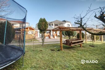RADO | Na predaj 7-izbový dom v Pruskom - 10