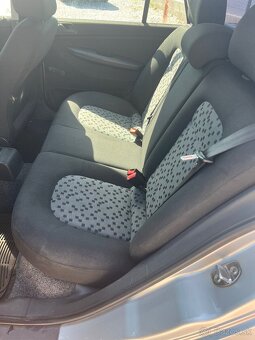 Škoda Fabia 1.2 Kombi - 10