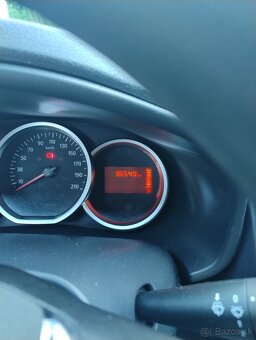 Dacia sandero - 10