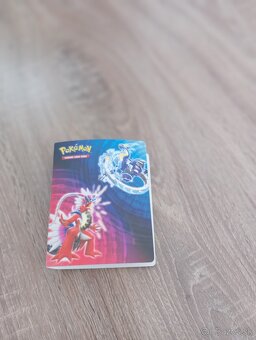 Pokémon karty - 10