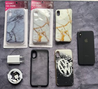 Apple iPhone X 256 GB Space Gray / 100% batéria - 10