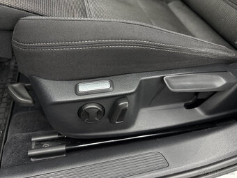 Volkswagen Passat Variant 1.6 DSG - 10