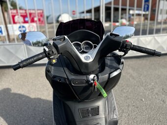 SYM GTS 300i - 10