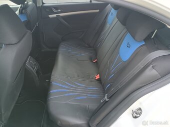 Škoda Octavia 1.4 benzín LPG 2011 - 10