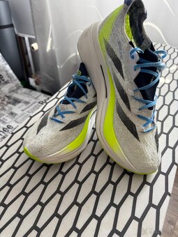 bežecké tenisky alphafly 3 a Adidas adizero Prime X 2 Strung - 10