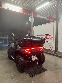 Quad CF MOTO Gladiator 625 Touring - 10