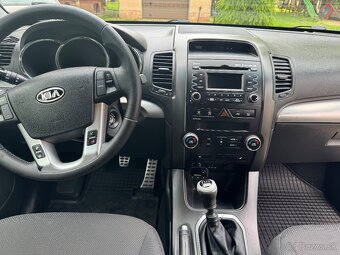 KIA Sorento AWD - 10