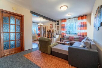 ALL INCLUSIVE l NA PREDAJ 4 IZBOVÝ RODINNÝ DOM, ŇÁRAD - 10