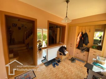 Väčší luxusný rodinný dom blízko centra v Rožňave - 10