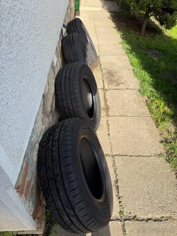 Letné pneu 215/70 r15C dodávka (200€) - 10